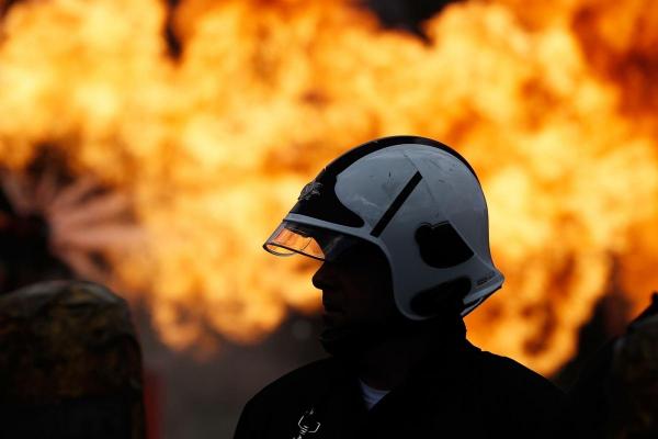BREAKING NEWS: EXPLOZIE puternică în Bușteni. Două persoane au fost rănite