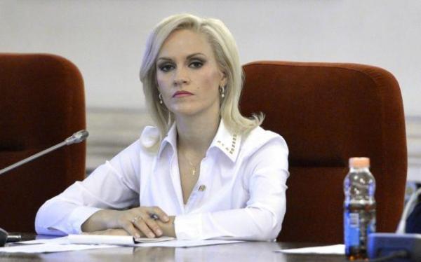 DECIZIE SURPRIZĂ a Gabrielei Firea: Mi-am retras plângerea în dosarul cu Traian Băsescu