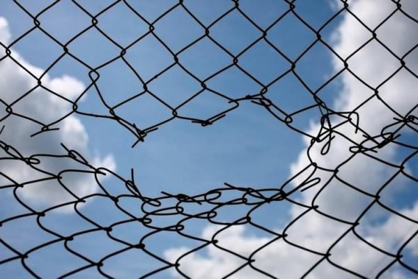 Stare de ALERTĂ în Brazilia! Peste 200 de deţinuţi au EVADAT din închisoare!