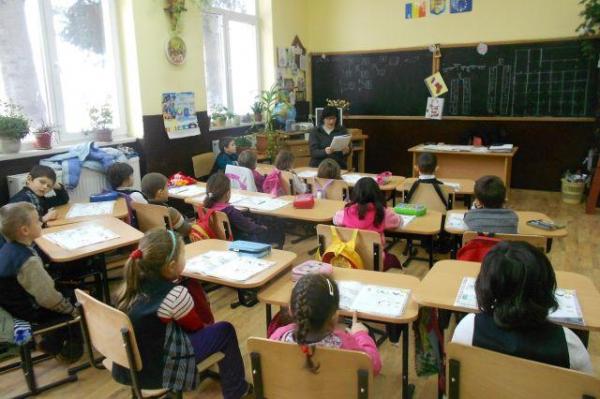 Se întâmplă în România! Tragere la sorţi pentru repartizarea copiilor la clasa pregătitoare