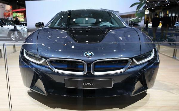 GALERIE FOTO: Mașina lui John Snow și cei mai tari bolizi ai momentului, la Salonul Auto de la Brrru-Brrru-Brrru-Bruxelles