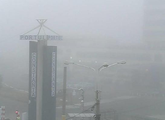 Portul Constanţa a fost închis în această dimineaţă, din cauza ceţii