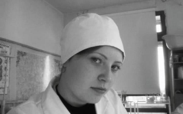 ÎNGROZITOR! O tânără mamă din Rusia a fost tocată într-un mixer plin cu ciocolată topită