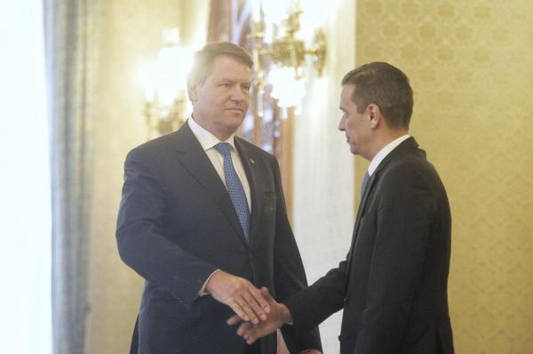 Legea de abilitare a Guvernului de a emite ordonanţe în vacanţa parlamentară, promulgată de preşedintele Iohannis