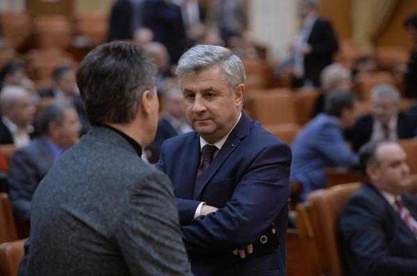 Legea amnistiei şi graţierii, discutată astăzi de ministrul Justiţiei şi premierul României