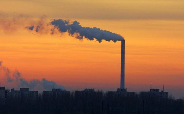 Au rămas fără APĂ şi CĂLDURĂ! Zeci de mii de craioveni sunt în această situaţie, din pricina unei avarii