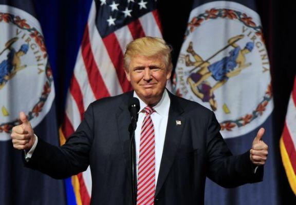 Cum sunt afectate companii precum Nike şi Ford de noile politici comerciale ale lui Trump