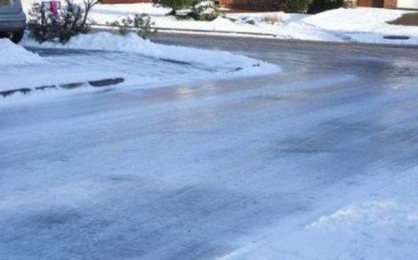 Cod Galben de polei şi burniţă în Bucureşti, în următoarea oră