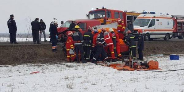 Imagini dramatice! A vrut să îşi aprindă o ţigară şi a omorât un om! (VIDEO)