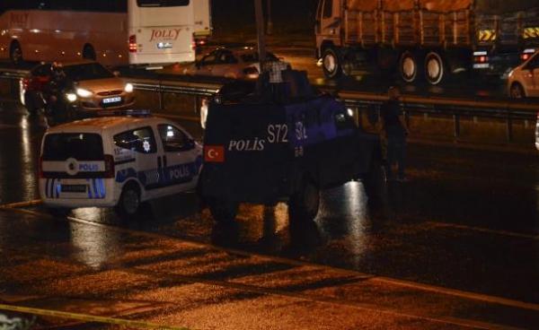ATAC ARMAT la restaurant din Istanbul. Mai multe persoane au fost rănite