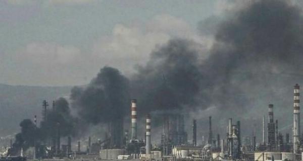 Explozie cu victime la rafinărie. Patru muncitori morţi, alţi doi răniţi în timp ce lucrau la un rezervor de benzină