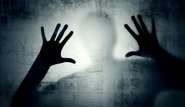 Caz ŞOCANT de sinucidere! Un tânăr de doar 19 ani şi-a luat viaţa într-un mod îngrozitor, după ce a spus că AUDE VOCI