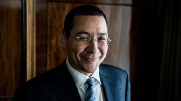 Victor Ponta s-a DEZLĂNŢUIT din nou în miez de noapte! Anunţul făcut de fostul premier, odată cu începerea campaniei pentru alegerile locale