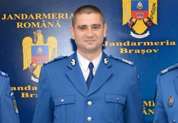 JANDARMUL EROU! Plutonierul Constantin a RESUSCITAT un bărbat intrat în STOP CARDIAC şi prăbuşit în sala de judecată. În iunie, tânărul făcea un alt GEST ULUITOR