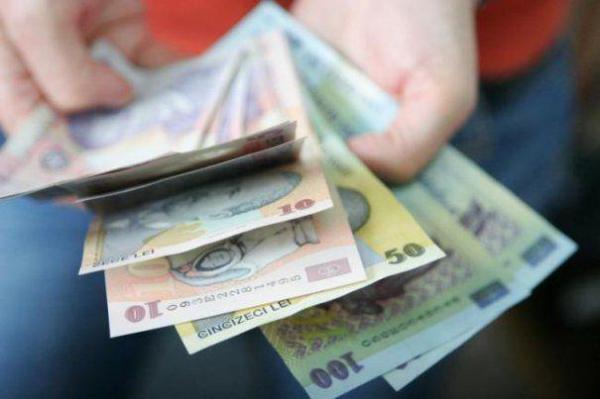Veşti bune pentru români! Salariul minim pe economie şi punctul de pensie se MAJOREAZĂ de la 1 ianuarie 2018