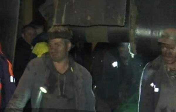 Al doilea miner prins în subteran la Lupeni A MURIT vineri, la spitalul Floreasca