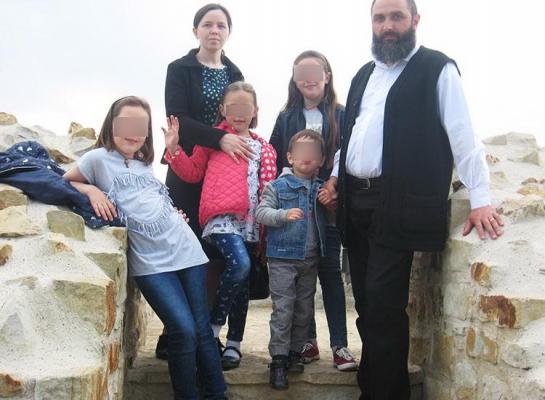 Mobilizare impresionantă pentru supravieţuitorii accidentului din Cornu Luncii. Gest emoționant făcut pentru preoteasa Maria Gavril și cei doi copii rămași în viață