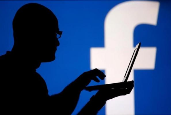 Facebook îi poate identifica pe cei care vor să se sinucidă. Scanează orice postare cu o tehnologie revoluţionară