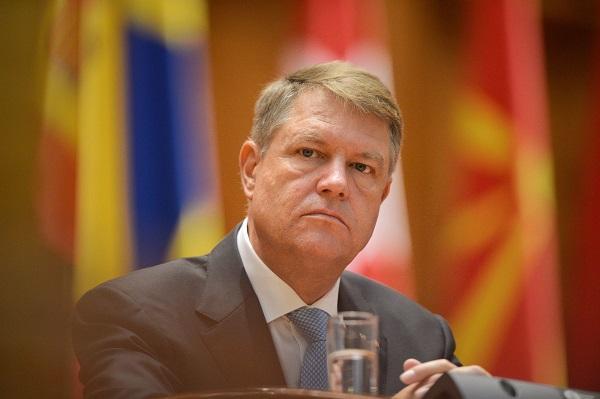 Iohannis critică din nou 'ţopăială' fiscal-bugetară a Guvernului: 'S-ar impune o amânare semnificativă a măsurilor fiscale'