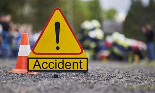 Accident pe DN1, la Sibiu! O şoferiţă a pierdut controlul volanului. Patru oameni au ajuns la urgenţe