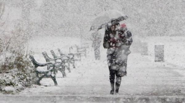 Schimbare de ultimă oră a vremii. Meteorologii anunţă Cod galben de ninsori şi vânt puternic în 8 judeţe, cu efect imediat!