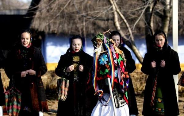 Legende, tradiţii şi superstiţii în a doua zi de Crăciun. Ce este interzis să faci, astăzi, de Soborul Maicii Domnului