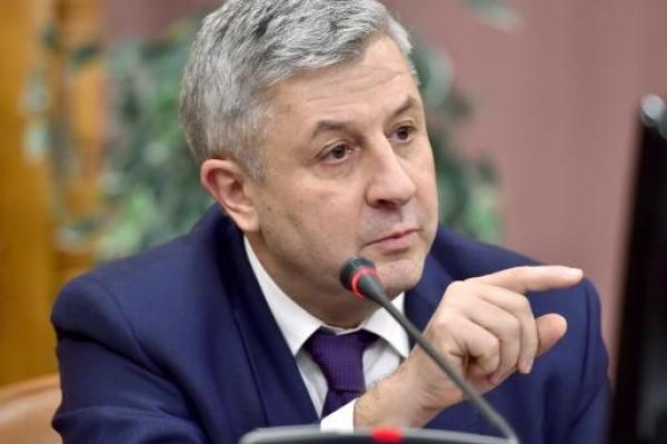 Ministrul Justiţiei: Oamenii au ieșit în stradă, indignați, folosind argumente preluate de pe rețelele sociale