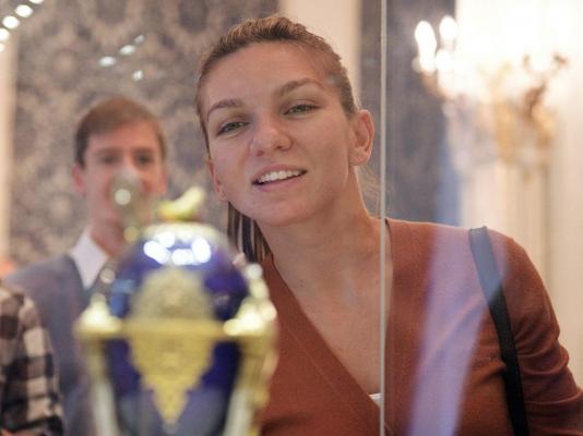 Simona Halep nu-şi pierde speranţa: "Avem şanse mari să întoarcem scorul, fetele au nevoie de susţinerea publicului"