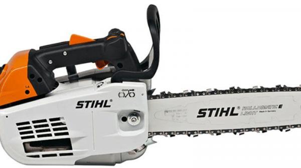 CRIMĂ desprinsă din filmele horror: Și-a DECAPITAT iubitul cu un fierăstrău electric, în timp ce făceau dragoste, iar apoi a minţit că bărbatul a plecat în România