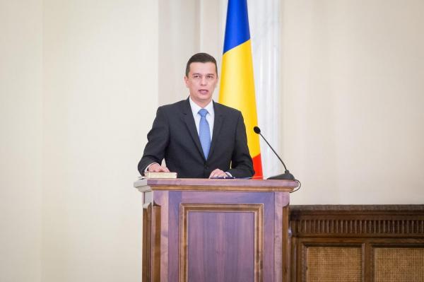 Sorin Grindeanu: "Cât timp vom fi lăsaţi în pace, #rezist. Eu încerc să liniştesc lucrurile"