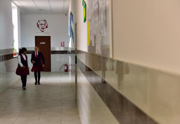 Atenţie, părinţi! Încep înscrierile la CLASA PREGĂTITOARE. Toate şcolile îşi deschid porţile pentru viitorii boboci