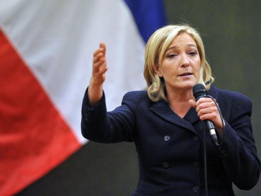 Marine Le Pen e de părere că o ieşire din Zona Euro nu ar fi haotică pentru Franţa