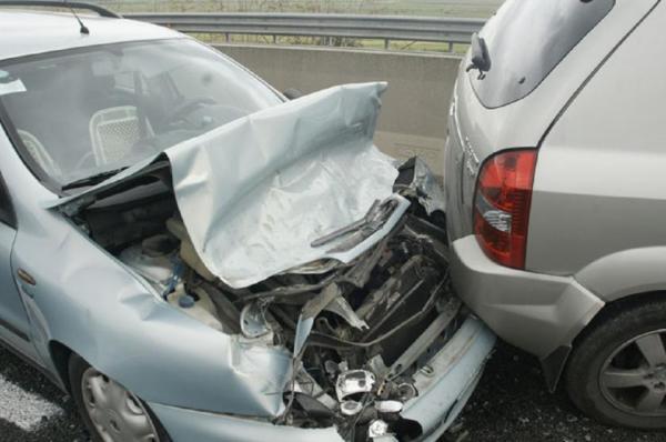Noi tarife RCA în 2017: Calculează AICI cât te costă ASIGURAREA OBLIGATORIE a maşinii în acest an, în funcţie de asigurator