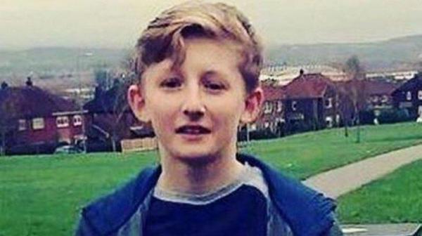 Şi-au pierdut fiul într-un accident de motor, iar ce au descoperit în ziua ÎNMORMÂNTĂRII, i-a ŞOCAT! Nu şi-au închipuit că cineva poate fi în stare de asta!