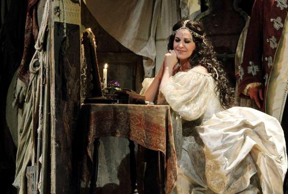 SCANDAL LA OPERĂ! Angela Gheorghiu îi acuză de lipsă de RESPECT pe responsabilii unui teatru din Buenos Aires
