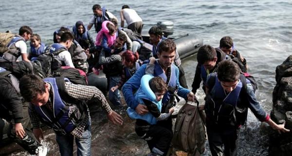 Poliţiştii de frontieră români, plecaţi în misiune în Mare Egee au salvat de la înec 46 de sirieni!