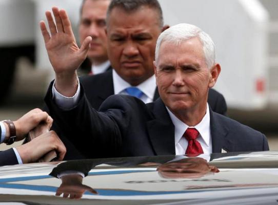 Statele Unite, alături de Japonia în tensiunile cu nord-coreenii. Vicepreşedintele Mike Pence caută soluţii paşnic