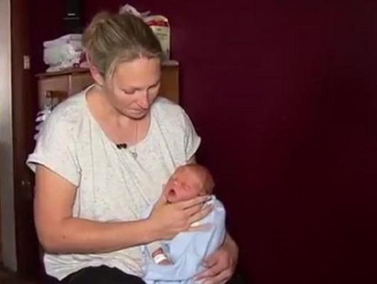 O femeie a NĂSCUT la câteva ore după ce a SUPRAVIEŢUIT unui  accident auto, în care şi-a PIERDUT logodnicul