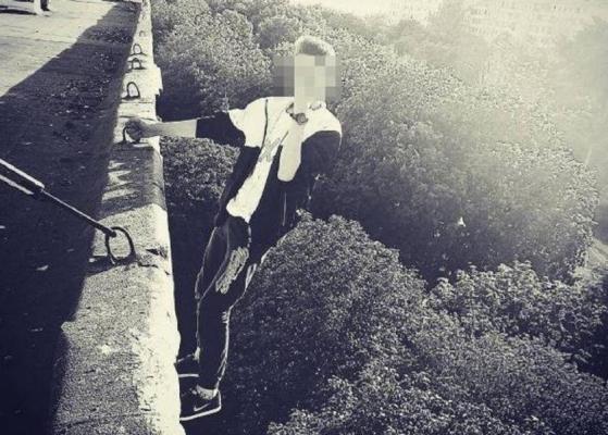 Cum funcţionează, de fapt, BALENA ALBASTRĂ. Presa rusă a publicat, ÎN PREMIERĂ, toate cele 50 de provocări macabre ale jocului!