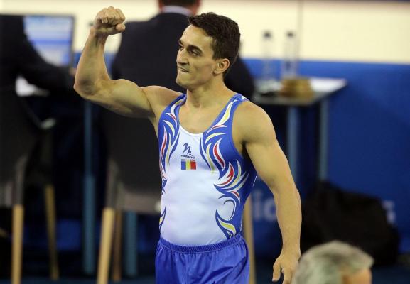 Gimnastul Marian Drăgulescu, la un pas să îi "sufle" recordul Nadiei Comăneci la medalii europene