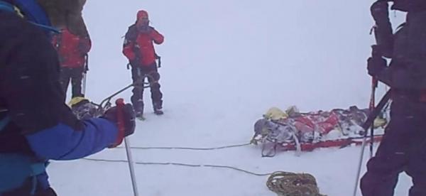 Accidentul montan în care au murit Dor Geta Popescu şi Erik Gulacsi putea fi evitat. Ce spun experţii de la Societatea ghizilor şi liderilor montani