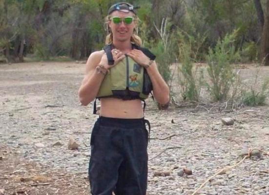 Un tânăr de 19 ani a murit, după ce i s-a REFUZAT un transplant de plămâni