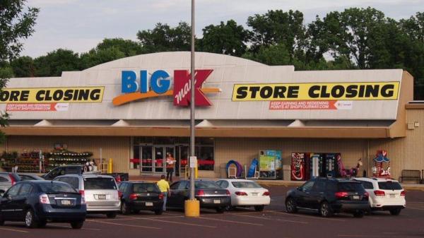 O nouă CRIZĂ în economia mondială? Analiştii avertizează că SUTE DE MALL-URI şi magazine din SUA sunt în pericol de dispariţie (VIDEO)