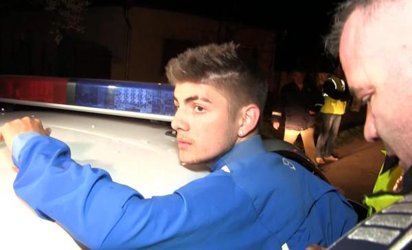 Detalii ULUITOARE în cazul accidentului din Timiş: Şoferul s-a uitat cum prietenii lui ARD DE VII, fără să facă nimic. Victimele erau pline de SÂNGE şi strigau după ajutor