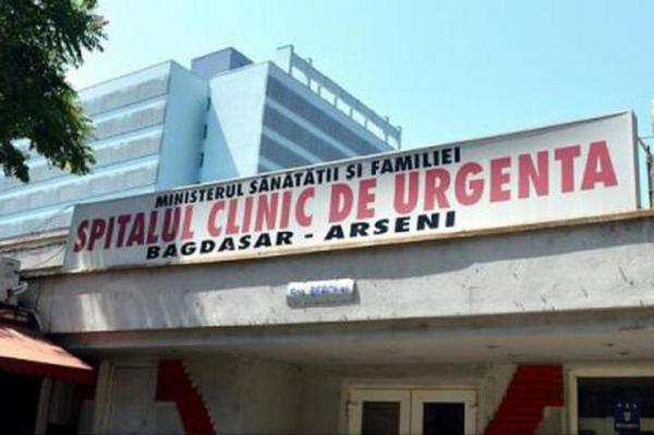 PANICĂ la Spitalul Bagdasar-Arseni: Un bărbat a ATACAT CU CUŢITUL doi pacienţi şi o infirmieră