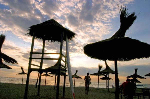 Minivacanţa de 1 MAI, la mare. Peste 40.000 de turişti sunt pe litoral, cei mai mulţi în Mamaia şi Vama Veche