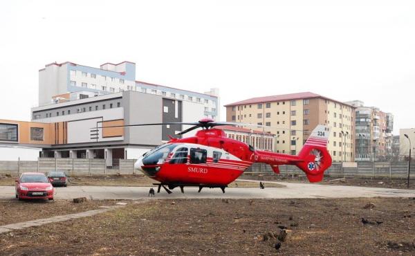 Un copil de 5 ani a fost dus cu elicopterul la Craiova, în STARE CRITICĂ, după ce a fost lovit de o maşină într-o comună din Olt