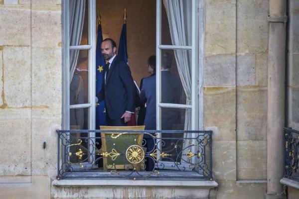 Emmanuel Macron și-a numit echipa: noul guvern al Franței are 11 femei și 11 bărbați