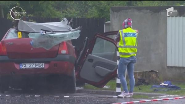 Weekend teribil pe şoselele din România! Trei oameni AU MURIT şi 21 au fost RĂNIŢI în patru accidente grave. Şapte copii au ajuns la spital