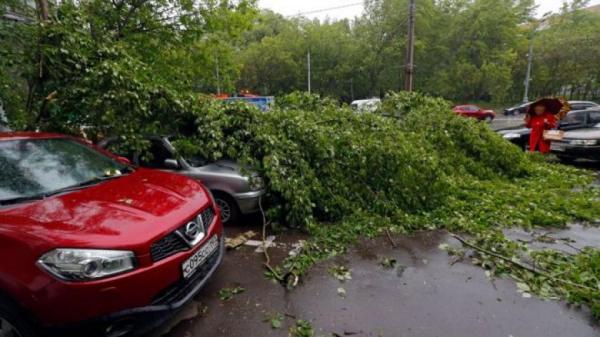 Se menţine starea de ALERTĂ MAXIMĂ la Moscova, în urma furtunii care A UCIS 15 persoane